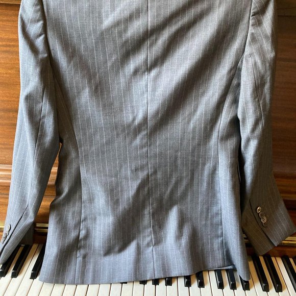 Brooks Brothers wool blazer - dove gray with white pinstripes - Picture 2 of 6